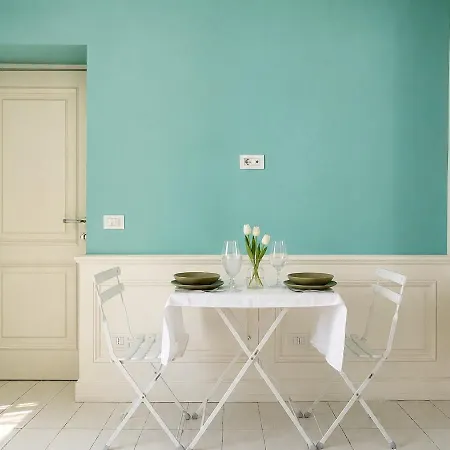 500 Meters From The Port, Sea View, And Air Conditioning