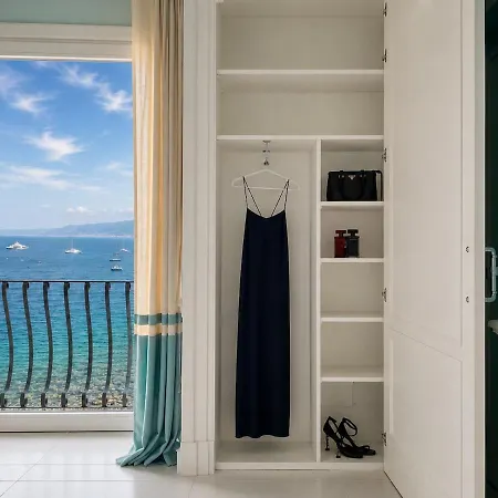 500 Meters From The Port, Sea View, And Air Conditioning Apartment